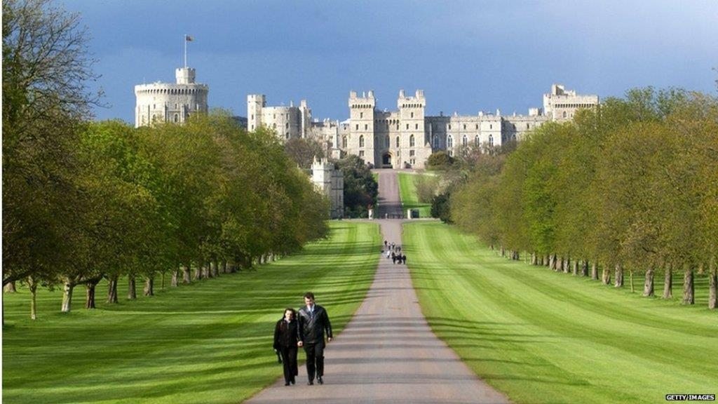 1_47-Windsor-Royal-Castle-Mile-long-walk